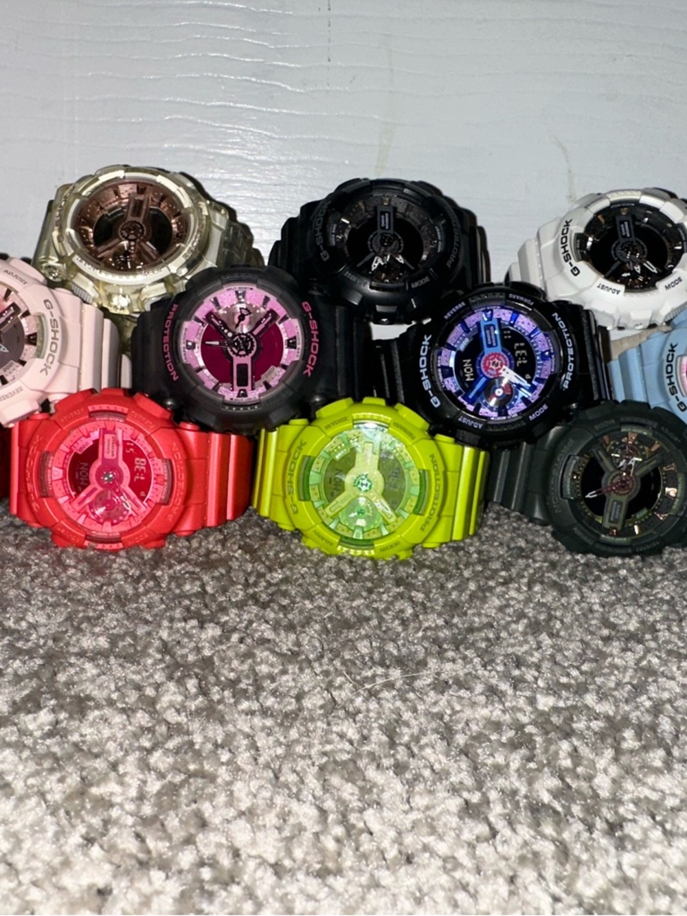 HUGE women’s g shock purge - Picture 6 of 7